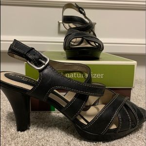 Naturalizer Sandals